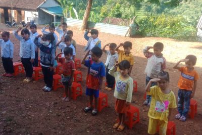 Điểm trường thôn Băng tổ chức lễ chào cờ vào sáng thứ 2