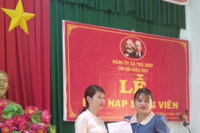 LỄ KẾT NẠP ĐẢNG VIÊN